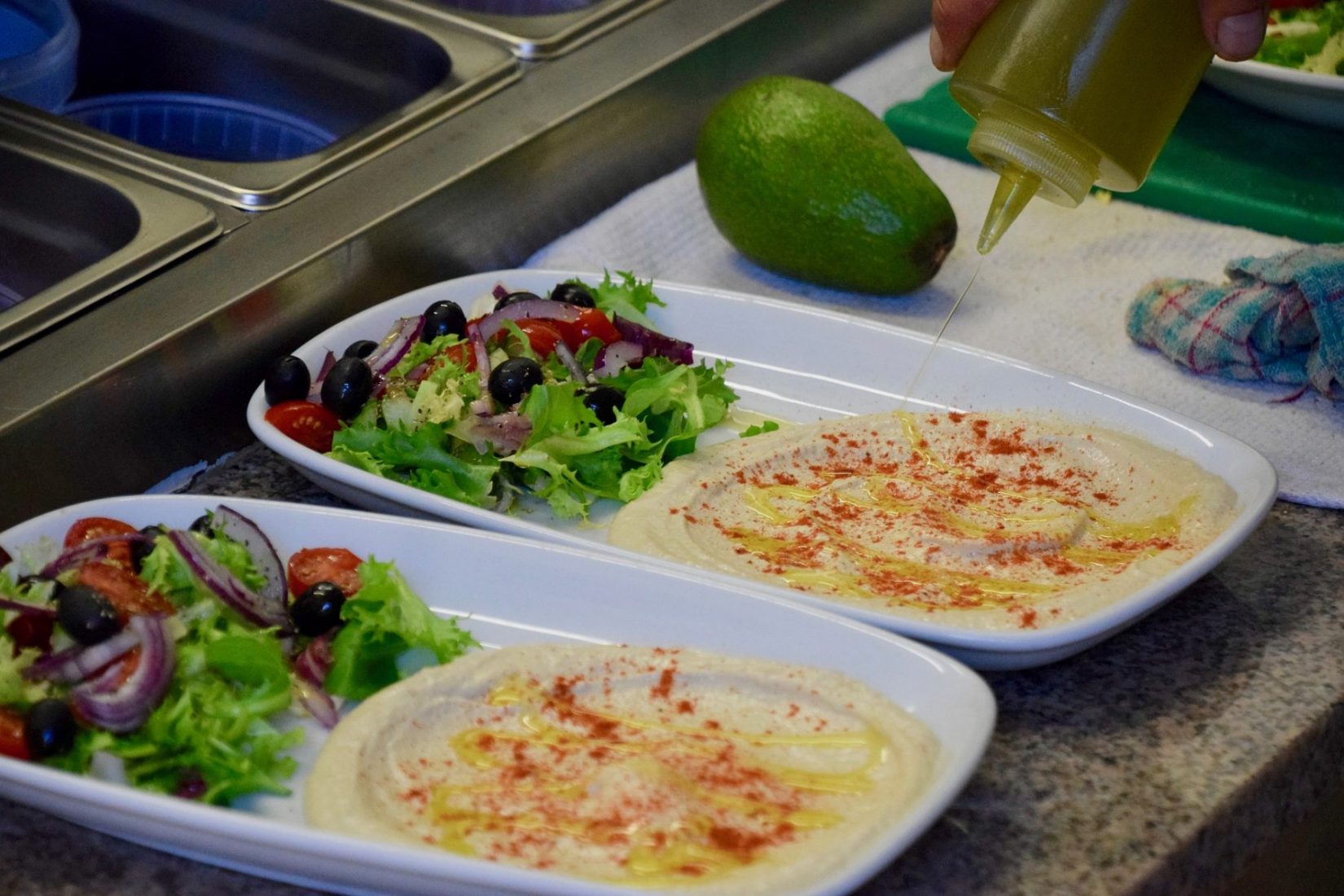 Hummus de garbanzos, una manera fácil y rica de comer legumbres